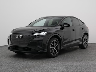 Audi Q4 35 Launch edition Advanced 55 kWh | CARPLAY | STOELVERWARMING