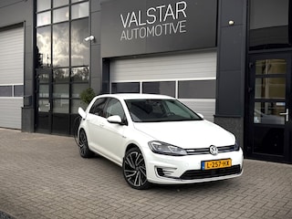 Volkswagen Golf Digitaal Dash | Warmtepomp | Stoelverwarming | 89 % SoH