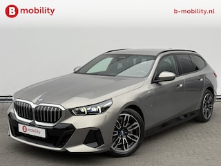BMW 5-serie Touring 530e High Executive M-Sport Adaptive Cruise Control | Adaptieve LED-koplamp | DAB | 360 Camera