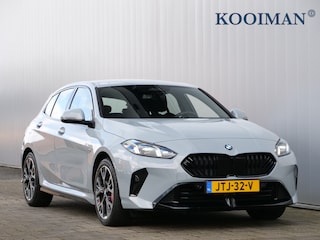 BMW 116 automaat 123pk M Sportpakket Pro Stoelverwarming /  Camera / Keyless entry