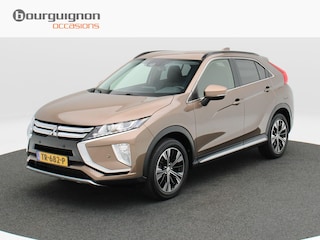 Mitsubishi Eclipse Cross 1.5 DI-T Intense 163 Pk Automaat | Trekhaak | Camera | Climatronic | CarPlay | 18 Inch | 76.129 Km !!