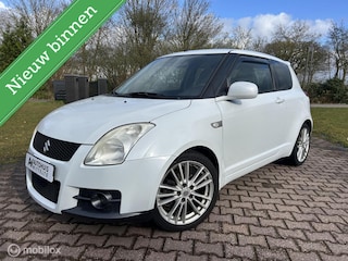 Suzuki Swift 1.6 Sport, Clima, Navi, Sportuitlaat,Nieuwe APK