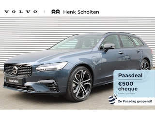Volvo V90 T8 Automaat Plug-in hybrid AWD Ultra Dark | Luchtvering | Bowers & Wilkins Audiosysteem | Lichtmetalen Velgen 20"| Kunstlederen Interieurdelen |  Rondomzicht Camera | Elektrisch Glazen Panorama-Dak | Head-up Display | Electronic Climate Controle | Massagefunctie Voorstoelen | VerwarmdeGeventileerde Voorstoelen | Stuurwiel Verwarmend | Achterbank Verwarmd | Google Navigatiesysteem Full Map |Gelaagde Zijruiten | Semi Elektrische Trekhaak