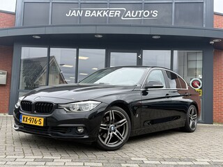 BMW 330e Executive ✅ 18inch ✅ Bluetooth ✅Perfect onderh ✅ Getint glas