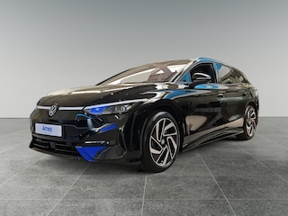 Volkswagen ID.7 Tourer Pro Limited Edition 77 kWh accu 210 kW / 286 PK Variant Elektrische aandrijving | 360 graden camera | Elektrisch verstelbare voorstoelen | Massagefunctie voorstoelen |