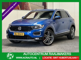 Volkswagen T-Roc 1.5 TSI SPORT AUTOMAAT NAVIGATIE ADAPTIVE CRUISE CONTROL APPLE CARPLAY/ANDROID RIJSTROOKSENSOREN ACHTERUITRIJCAMERA NIEUWE ALL SEASONS BANDEN AFN. TREKHAAK ZEER MOOI !! Brgl