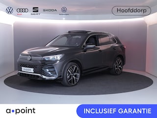 Volkswagen Tiguan 1.5 eHybrid R-Line Edition 272 pk Automaat (DSG) | Verlengde garantie | Navigatie | Panoramadak | Parkeersensoren (Park assist) | Rondomzicht camera | Stoelverwarming v/a | R-Line |