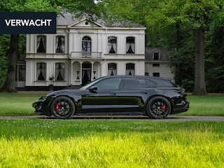 Porsche Taycan GTS 93 kWh | Luchtvering | Adapt. sportstoelen | 21" RS Spyder | Orig. NL