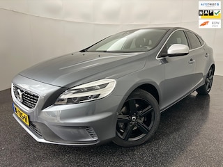 Volvo V40 2.0 T4 R-Design Sport / Pano / Leder / Keyless