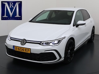 Volkswagen Golf 1.4 eHybrid GTE € 24.900,- VOOR € 22.877,- UW LENTEVOORDEEL € 2.023,-! | RECENT ONDERHOUD GEHAD| STOEL + STUURWIELVERWARMING | ACHTERUITRIJ CAMERA | ADAPTIEVE CRUISE | 19 INCH | INCL. 12 MND BOVAG GARANTIE