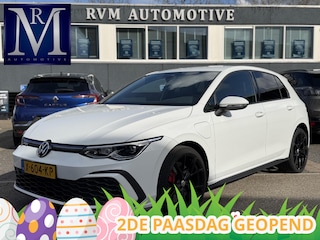 Volkswagen Golf 1.4 eHybrid GTE € 24.900,- VOOR € 22.877,- UW LENTEVOORDEEL € 2.023,-! | RECENT ONDERHOUD GEHAD| STOEL + STUURWIELVERWARMING | ACHTERUITRIJ CAMERA | ADAPTIEVE CRUISE | 19 INCH | INCL. 12 MND BOVAG GARANTIE