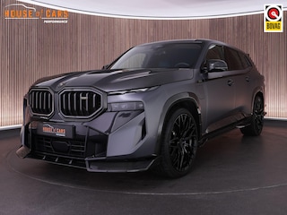 BMW XM PHEV 30 kWh |M-sport|Carbon pakket|Concaver wheels|sportuitlaat|achterasbesturing|soft-close|Harman & Kardon|iconic glow|HUD|massage|memory|360 camera|Apple Carplay|
