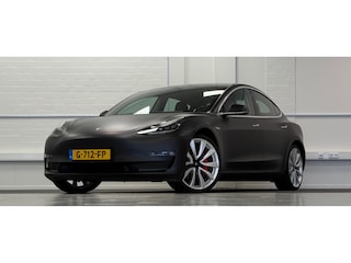 Tesla Model 3 Performance AWD 75 kWh 3.4s naar de 100 :-) Soh 85% Mooi!