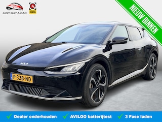 Kia EV6 Plus Advanced AWD 77.4 kWh SoH 97% / Fabrieksgarantie / Schuif-Kanteldak / Adaptive Cruise / Stoelverwarming & Ventilatie / Camera / Carplay / Memory / Leder / Warmtepomp / 3 Fase / Achterbank Verwarming / Navigatie / DAB / Climate Control / 1e Eigenaar / Full LED /