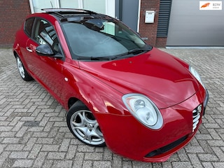 Alfa Romeo Mito 1.4 T SBK / Pano / Bose / Navi / PDC / AUT / NAP
