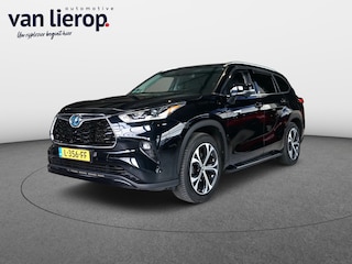 Toyota Highlander 2.5 AWD Hybrid Premium TREKHAAK | 360° CAMERA