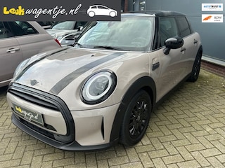 Mini Cooper 1.5 Business Ed. Automaat *leder *carplay