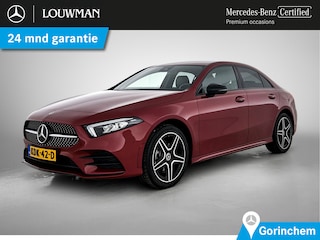 Mercedes-Benz A-klasse 250 e AMG Plug-In Hybride AMG Line | Night Pakket | Trekhaak | Stoelverwarming voor | Dodehoekassistent | Apple CarPlay. Inclusief 24 maanden MB Certified garantie voor Europa.