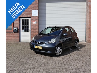 Toyota Aygo 1.0-12V