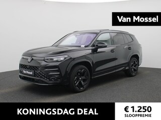 Volkswagen Tayron 1.5 eHybrid R-Line Edition 272PK| Panoramadak | Trekhaak | Navigatie Groot Scherm | 360 Camera | Head-Updisplay | Stoelverwarming Voor & Achter | Elektrische Achterklep | Black Style