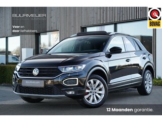 Volkswagen T-Roc 1.5 TSI Sport | Dealer onderhouden |Panoramadak | LED | Virtual Cockpit | Stoelverwarming | Zwarte hemelbekleding | Climate control | Apple CarPlay |