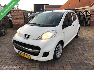 Peugeot 107 1.0-12V Airco Carplay