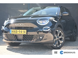 Fiat 600 e La Prima 54 kWh 3 Fase 99%SOH! | Vol-Leder | Adaptive Cruise | Massage | Stoelverwarming | Navigatie | Elektr. Stoelen | Dodehoek-Detectie | !!