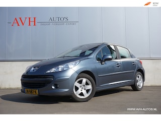 Peugeot 207 1.4-16V XR