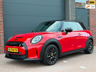 Mini Cooper E 33 kWh | Navi | CarPlay | Union Jack Achterlichten