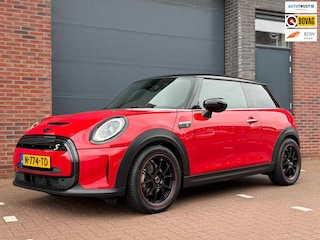 Mini Cooper E 33 kWh | Navi | CarPlay | Union Jack Achterlichten