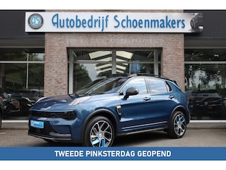Lynk & Co 01 1.5 STUURVERWARMING MY23 360-CAMERA STUUR/STOELVERW. ROLHOES PANO/SCHUIF MEMORY INFINITY DAB NAVI CARPLAY ELEK.ACHTERKLEP 20"LMV