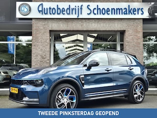 Lynk & Co 01 1.5 STUURVERWARMING MY23 360-CAMERA STUUR/STOELVERW. ROLHOES PANO/SCHUIF MEMORY INFINITY DAB NAVI CARPLAY ELEK.ACHTERKLEP 20"LMV