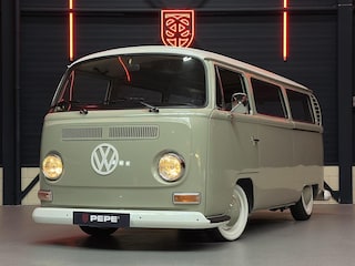 Volkswagen 1600 T2 A Kombi |AIRRIDE|VINTAGE SPEED UITL.|CUSTOM