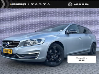 Volvo V60 2.0 T4 Polar+ Dynamic | Adaptieve cruise control | Trekhaak | Stoel/stuur verwarming | Kantel/schuifdak | 19" | Blis | Elektrisch verstelbare voorstoelen | Schakelflippers |