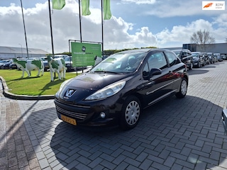 Peugeot 207 1.6 HDi Access / Nette auto / Nieuwe APK bij aflevering