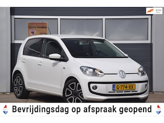 Volkswagen Up 1.0 high up! STOELVERWARMING/LICHTMETALEN VELGEN 16"/NAVIGATIE