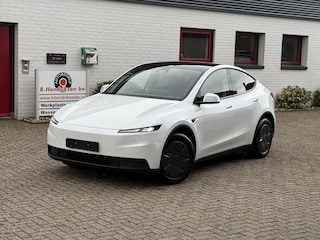 Tesla Model Y Standard RWD/ Warmtepomp/ LFP accu/ Stoel + stuur verwarming/ Camera voor + achter/ 1 Eigenaar/ Origineel NL/ NAP