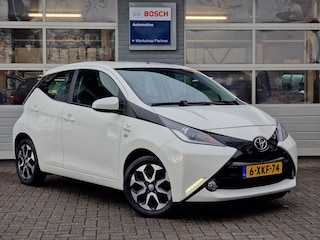Toyota Aygo 1.0 VVT-i x-play|Airco|Cruise|Led|Camera|Carplay|LM-velgen|