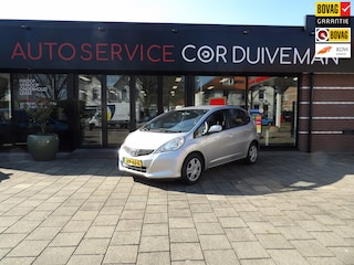 Honda Jazz 1.4 Trend AUTOMAAT //NIEUWSTAAT //20.000 KM INCL AFLEVERINGEN EN BOVAG GARANTIE