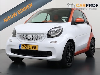 Smart Fortwo 1.0 Passion Navigatie | Panoramadak | Climate control | NAP | LMV |