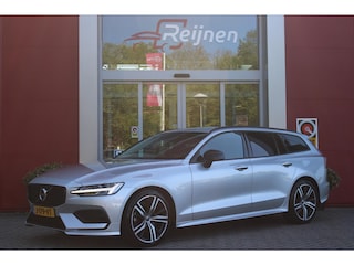 Volvo V60 2.0 B3 177PK Momentum Advantage Sport Pack |Lederen bekleding kleur zwart | Stoelverwarming | Stuurverwarming | Achteruitrijcamera | Parkeersensoren V+A | Zwarte R-Design Grill | LED 19" 5-Triple Matt Black / Diamond Cut (R-design) Velgen | Exterior Styling set met dorpelverbreders en deflectors voor en achter | Diffuser met dubbele geïntegreerde uitlaat eindpijpen |