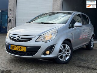 Opel Corsa 1.4-16V Cosmo/ AUTOMAAT/ 2e EIG/ dealeronderhouden/ 1jaar apk/ volle opties/ zeer nette auto.