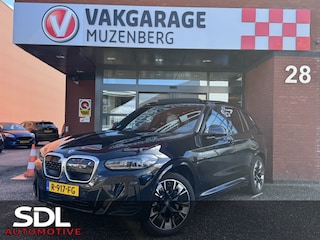 BMW iX3 High Executive 80 kWh // HARMAN KARDON AUDIO // LEDER // ELEK.STOEL + GEHEUGEN // SCHUIF-KANTELDAK // CAMERA+SENSOREN // ELEK. KLEP // CARPLAY + NAVI //