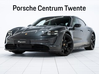 Porsche Taycan 4