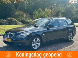 BMW 5-serie Touring 523i ExecutiveCLIMA PANO LEDER STOELVERWARMING