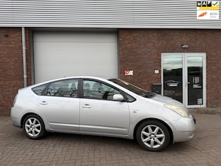 Toyota Prius 1.5 VVT-i Business Edition|NIEUWE APK|AIRCO|KEYLESS