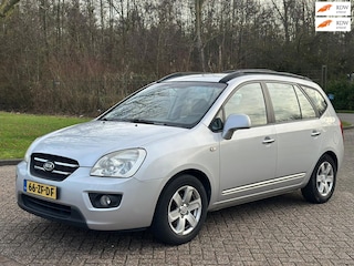 Kia Carens 2.0 CVVT X-ecutive CLIMA CRUISE TREKHAAK