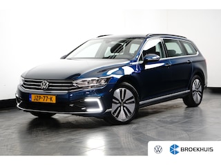 Volkswagen Passat Variant 1.4 TSI PHEV 218pk GTE | Trekhaak | 360 Camera | Stoelverwarming | Navigatie