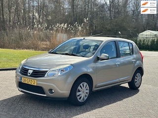 Dacia Sandero 1.4 Lauréate AIRCO TREKHAAK ELEKTRISCHE RAMEN