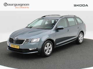 Skoda Octavia Combi 1.5 TSi 150 Pk Automaat Style | Trekhaak | Cruise Control | Stoelverwarming | Camera | CarPlay | Climatronic | 16 Inch | 78.869 Km !!